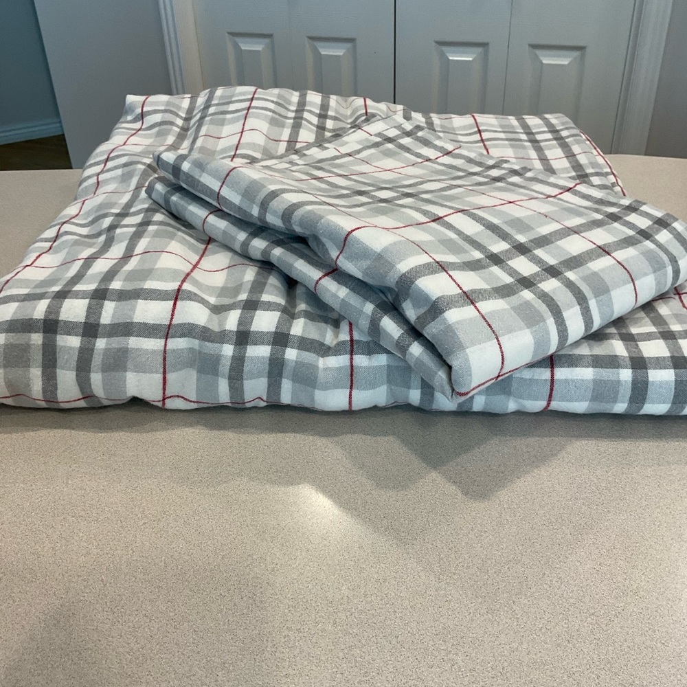 Flannel Queen duvet cover, 2 pillow shams